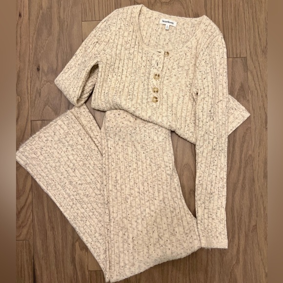 Heartloom “oat” sweater lounge set - Picture 1 of 6